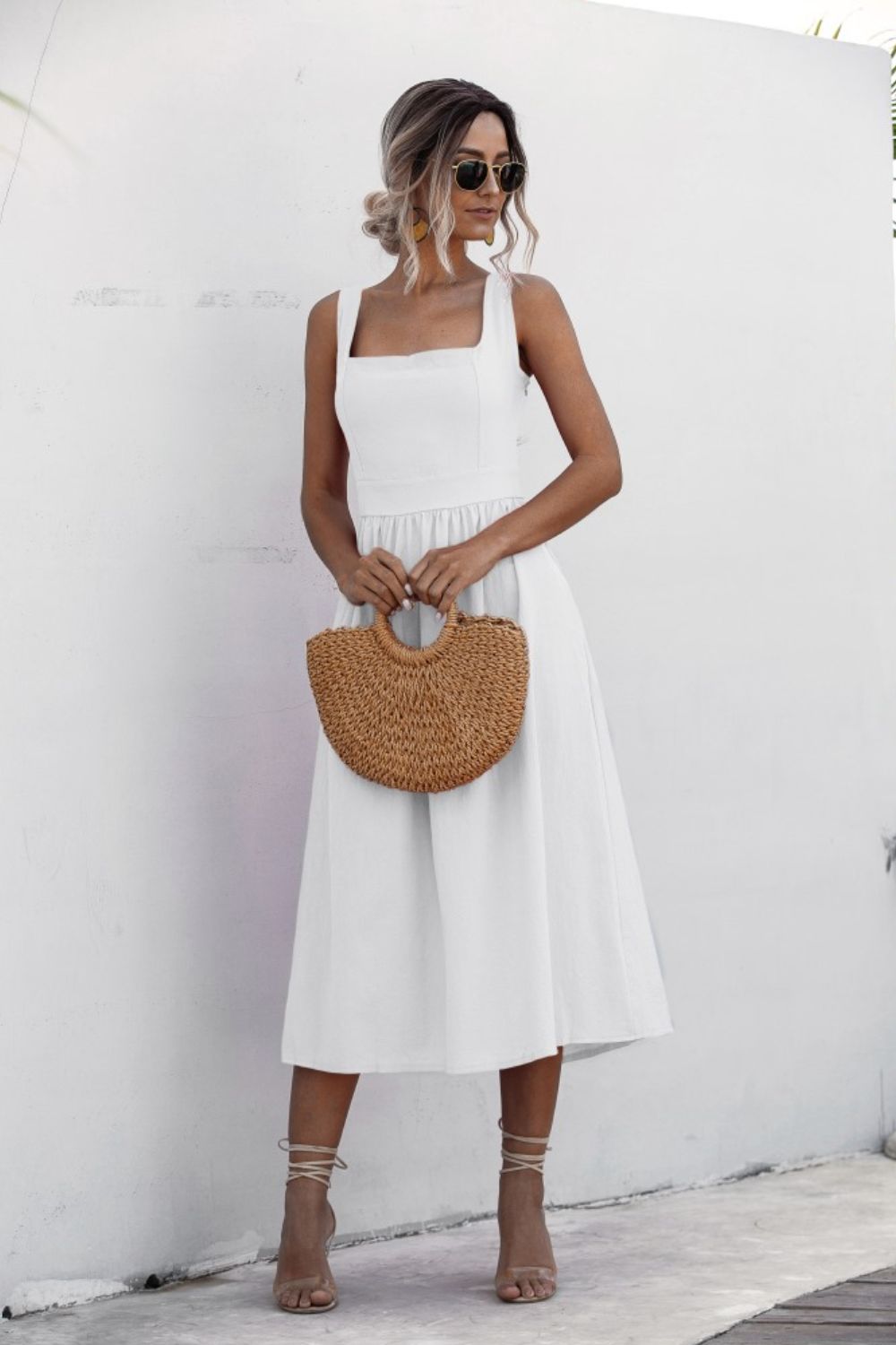 White square outlet neck midi dress